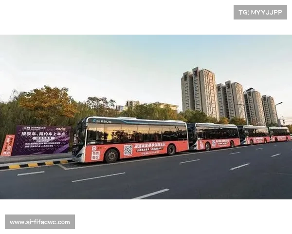 莫旗开通赛事专线公交 免费接驳观赛群众方便出行 莫旗开通赛事专线公交 免费接驳观赛群众方便出行